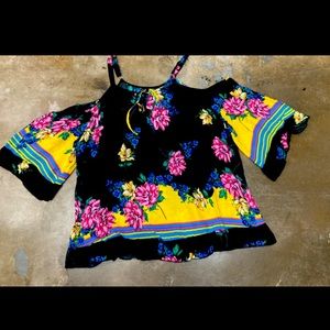 Boutique cold shoulder shirt